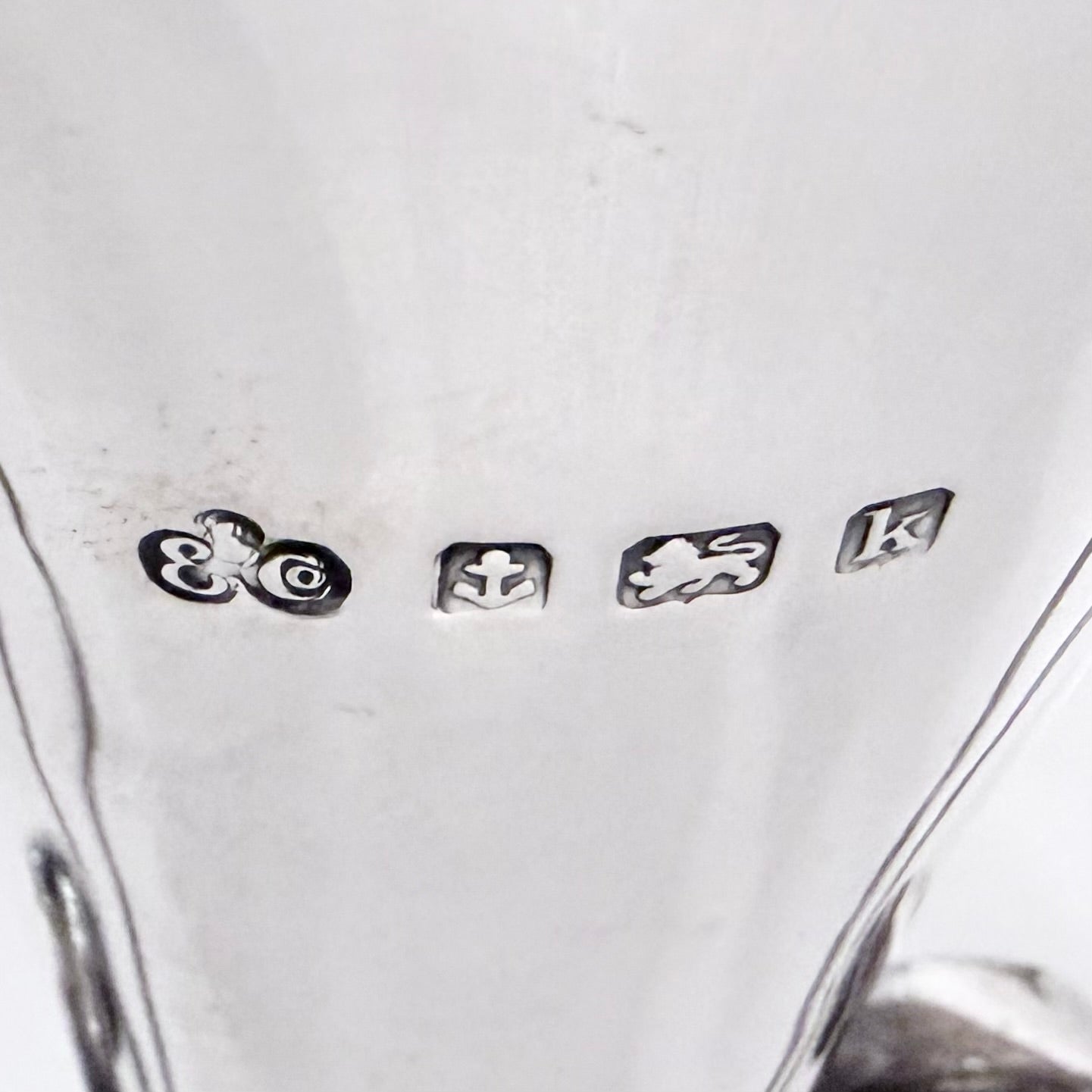 EDWARDIAN ROCOCO REVIVAL STERLING SILVER FIVE-TRUMPET EPERGNE, BIRMINGHAM, 1909