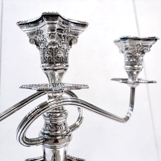 A PAIR OF GEORGE III STYLE CORINTHIAN COLUMN THREE-LIGHT CANDLESTICKS, ENGLISH, 1890