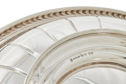 A STERLING SILVER FLUTED CENTRE BOWL, PHILADELPHIA, EARLY 20th CENTURY