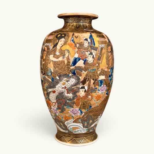 AN IMPORTANT ENAMEL AND GILT SATSUMA VASE DEPICTING KANNON, JAPAN, LATE 19TH CENTURY
