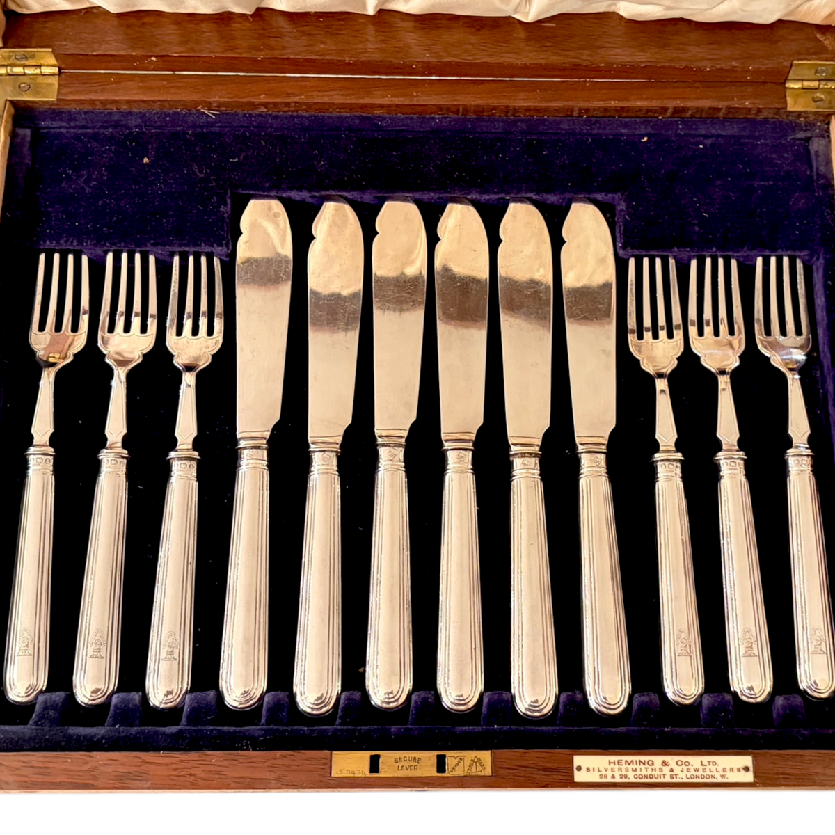 A VICTORIAN STERLING SILVER FISH SERVICE FOR SIX, SHEFFIELD, 1894