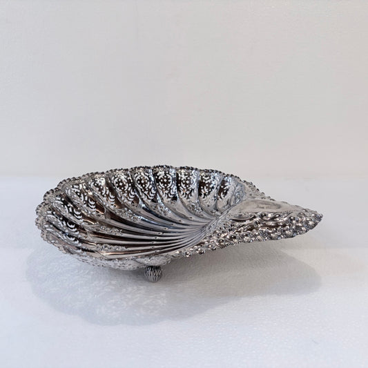 EDWARDIAN PIERCED STERLING SILVER SHELL-FORM CENTERPIECE, SHEFFIELD, 1903