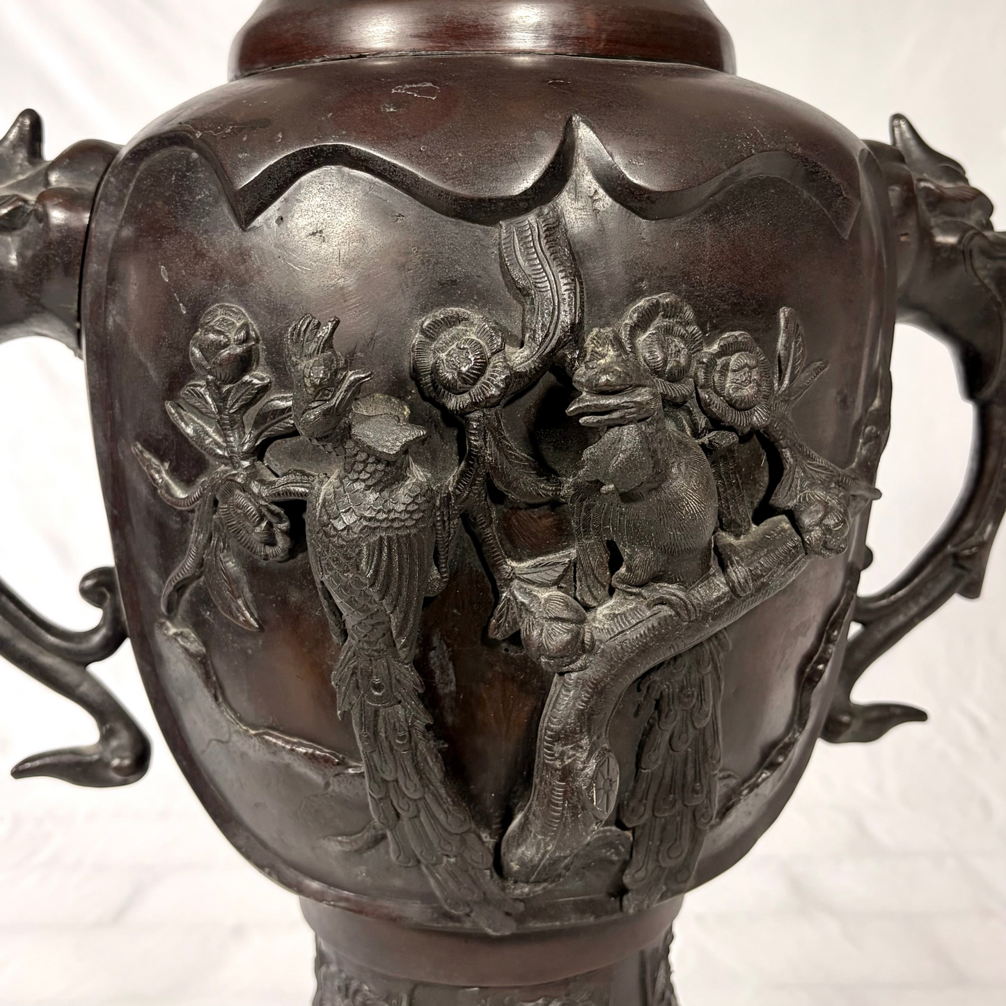 HIGH-RELIEF CAST BRONZE VASE WITH DRAGON DECORATION, JAPAN, C.1870-1900
