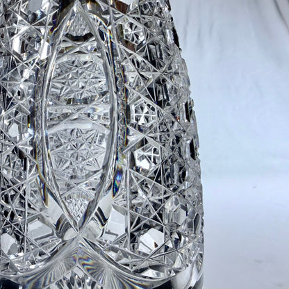 A FINE HOBNAIL AND STAR-CUT CRYSTAL DECANTER, BIRMINGHAM, 1920