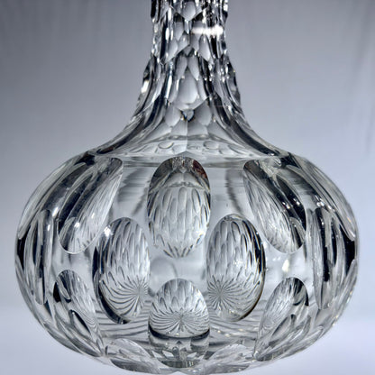 A DEEP-CUT LEAD CRYSTAL SPIRIT DECANTER, BOHEMIA, 1960, MID-20th CENTURY