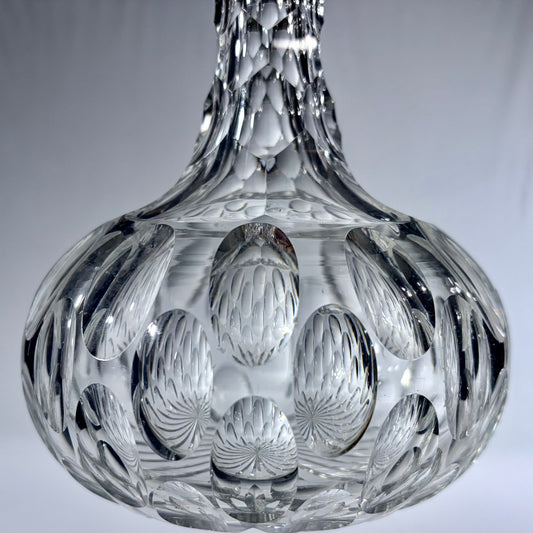 A DEEP-CUT LEAD CRYSTAL SPIRIT DECANTER, BOHEMIA, 1960, MID-20th CENTURY