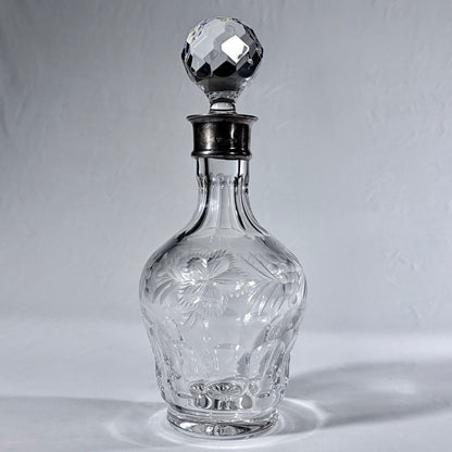 ELIZABETH II ENGRAVED CRYSTAL AND STERLING SILVER DECANTER, BIRMINGHAM, 1982