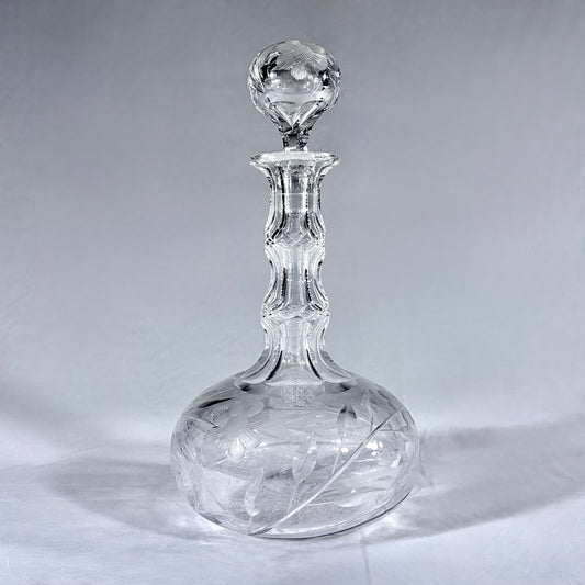 A BRILLIAN-CUT AND FLORAL CRYSTAL DECANTER, EUROPE, MID-20th CENTURY