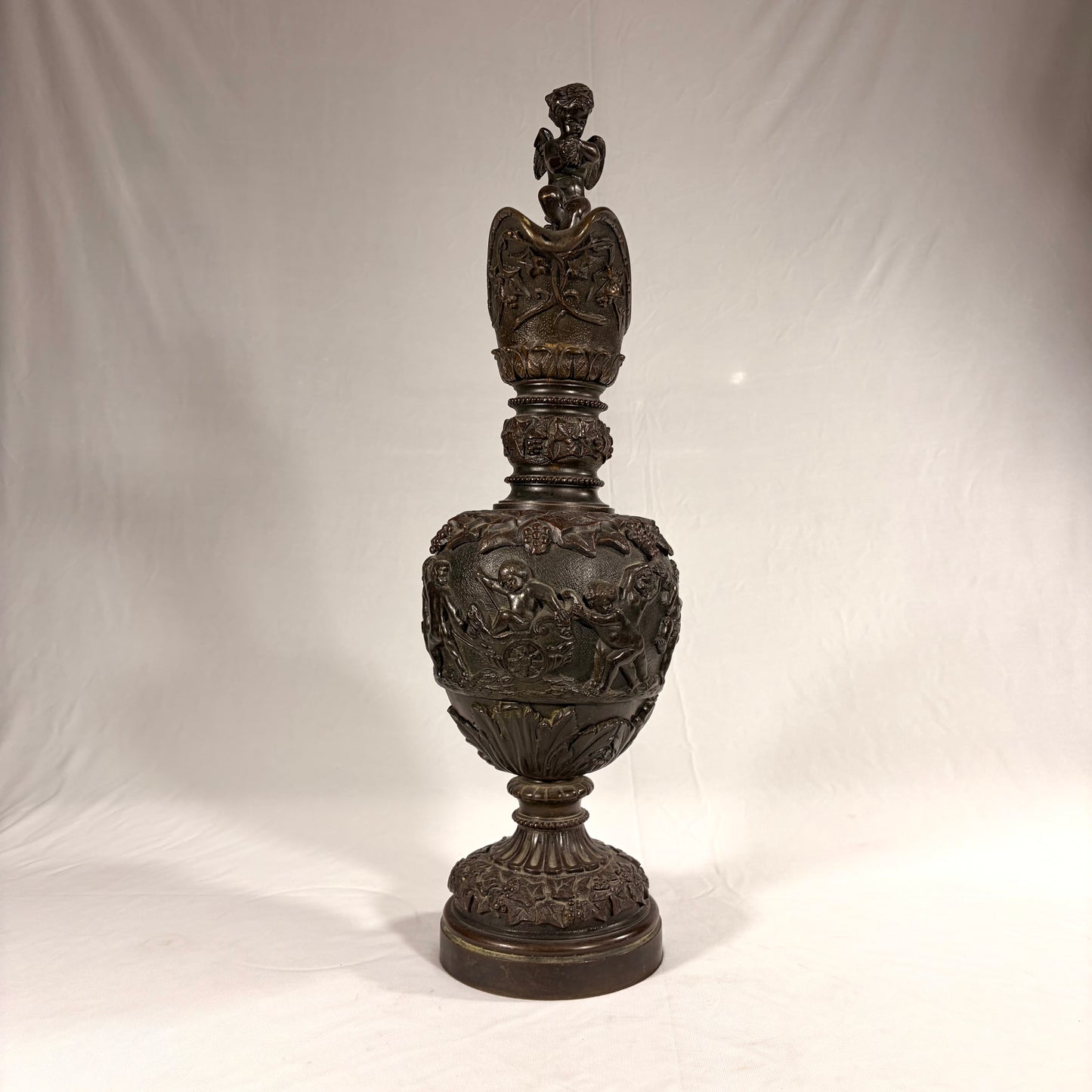 NEOCLASSICAL BRONZE DECORATIVE EWER, EUROPE, LATE 19TH CENTURY
