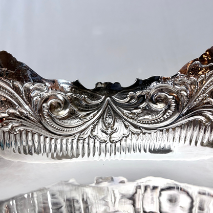 REPOUSSÉD AND CHASED .800 SILVER FIGURAL CENTERPIECE, MILAN, MID-20TH CENTURY