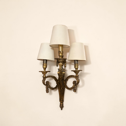 A PAIR OF LOUIS XVI STYLE RAMS-HEAD BRONZE WALL LIGHTS, FRANCE, LATE 19th CENTURY