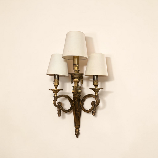 A PAIR OF LOUIS XVI STYLE RAMS-HEAD BRONZE WALL LIGHTS, FRANCE, LATE 19th CENTURY