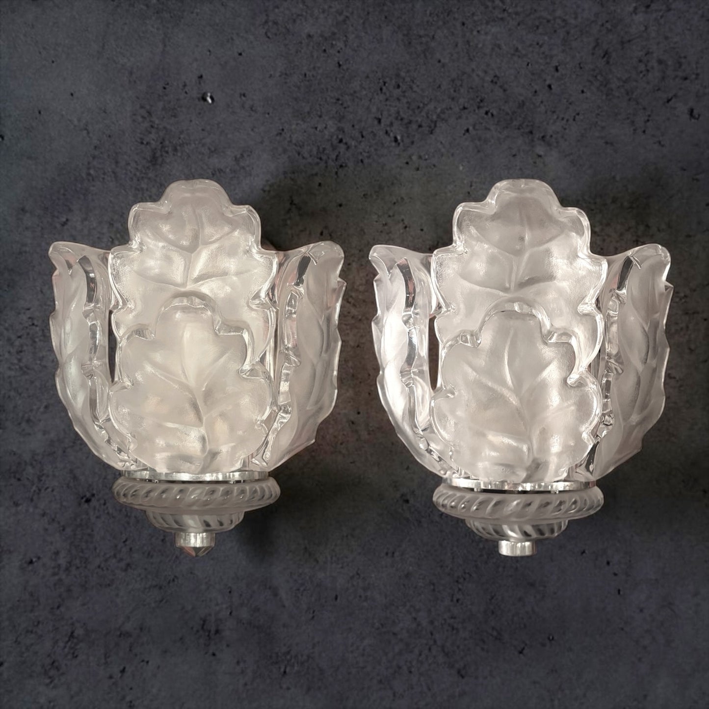 PAIR OF 'CHÊNE' OAK LEAF WALL SCONCES, FRANCE, POST-1980