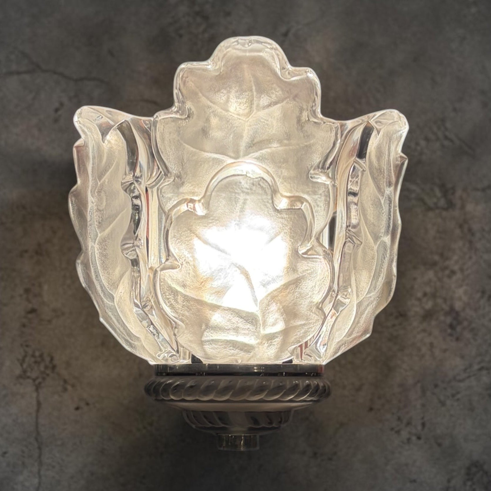 KLS Vaults Lalique Chene crystal wall sconce with frosted and polished oak leaf design on a chrome rope-twist mount.