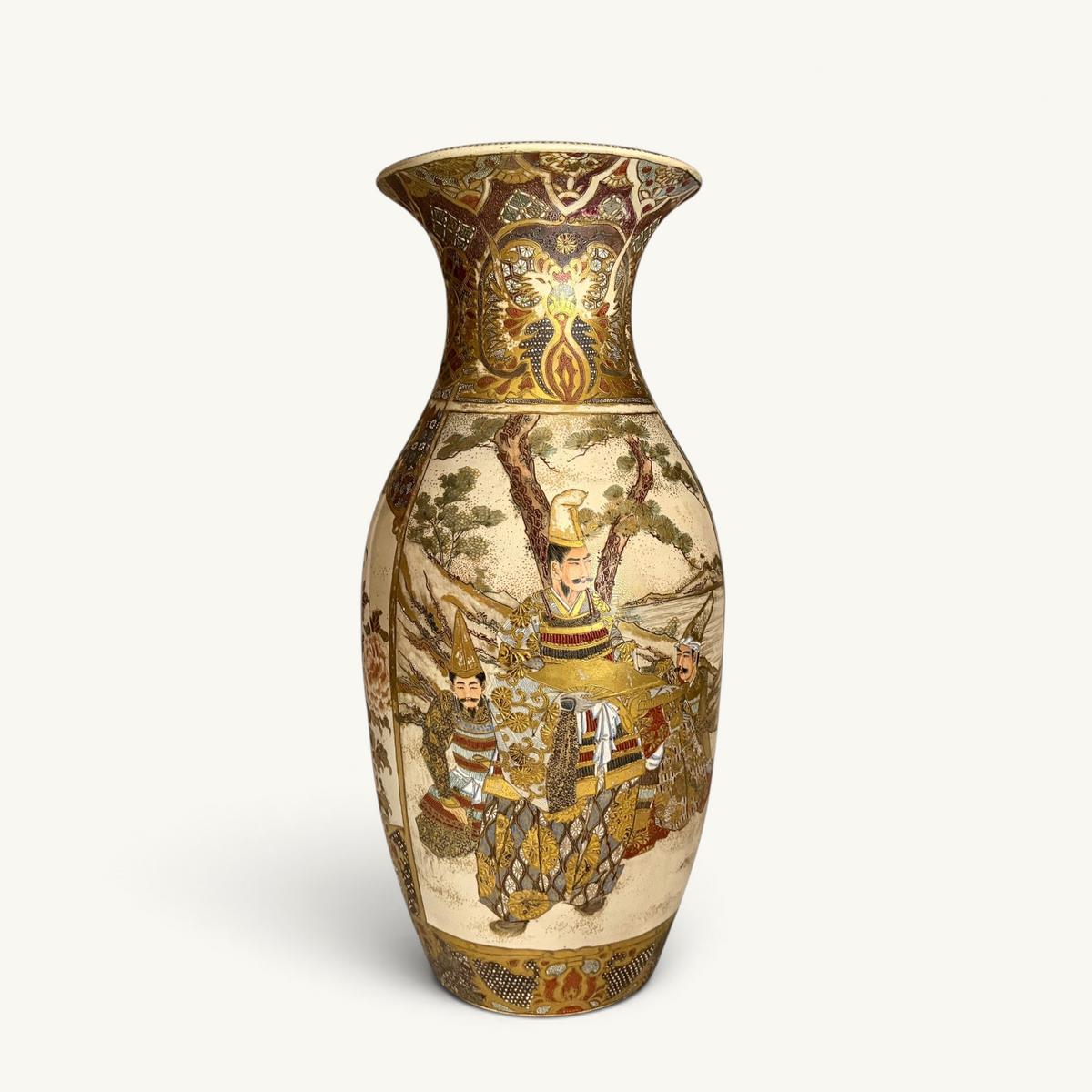 KLS Vaults Meiji period Satsuma palace vase featuring samurai warriors, heavy gilding, and floral motifs.