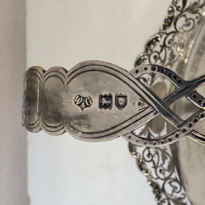 KLS Vaults 1914 Edwardian sterling silver basket handle showing intricate lattice work and clear London hallmarks
